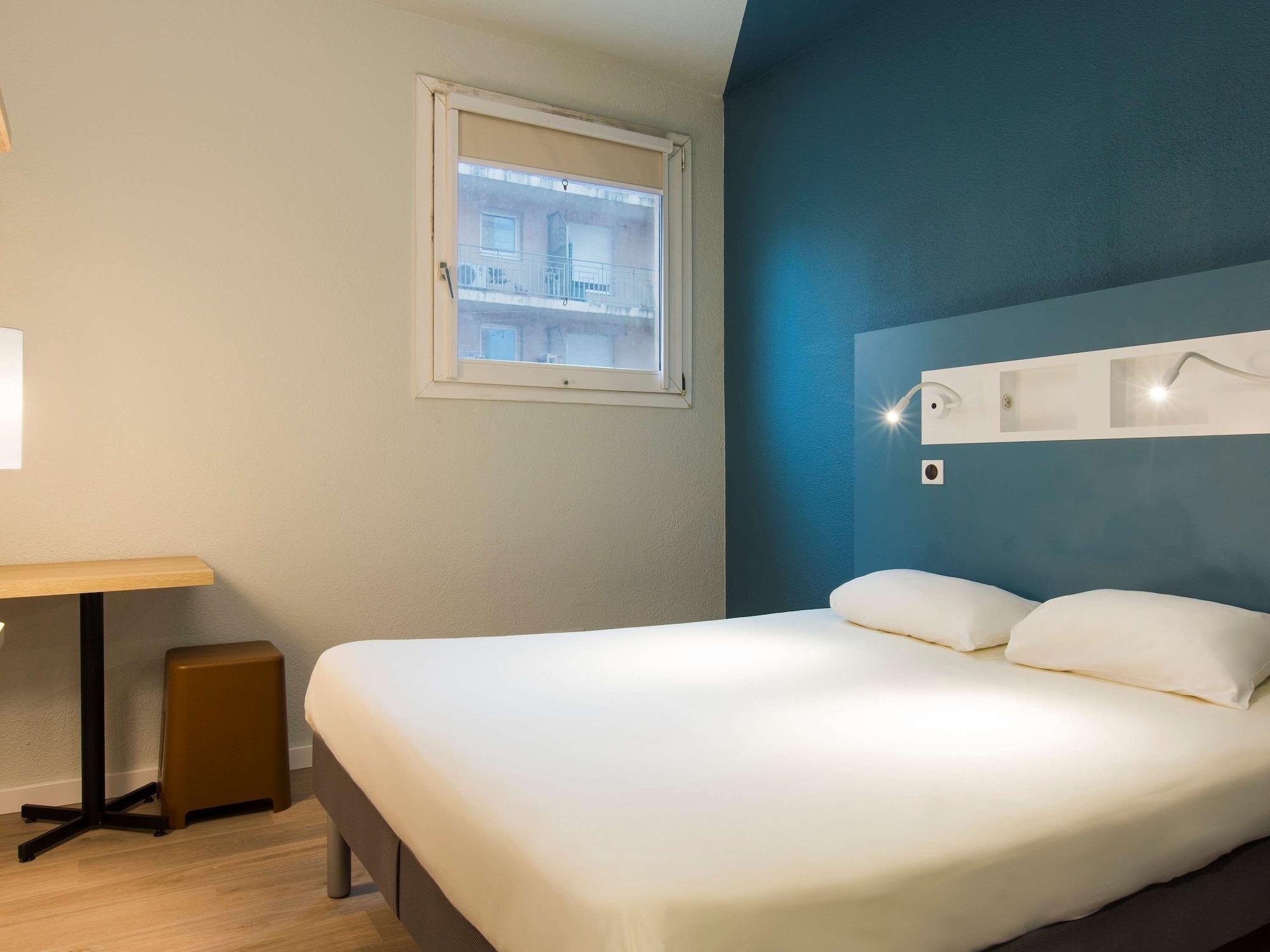 Ibis Budget Bourgoin Jallieu Centre Екстериор снимка